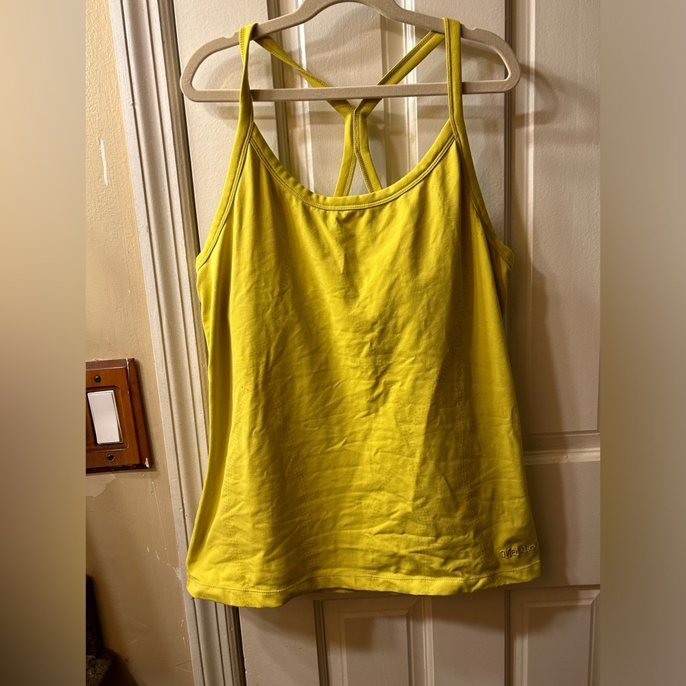 Marmot fitted running/workout tank top shirt  size large